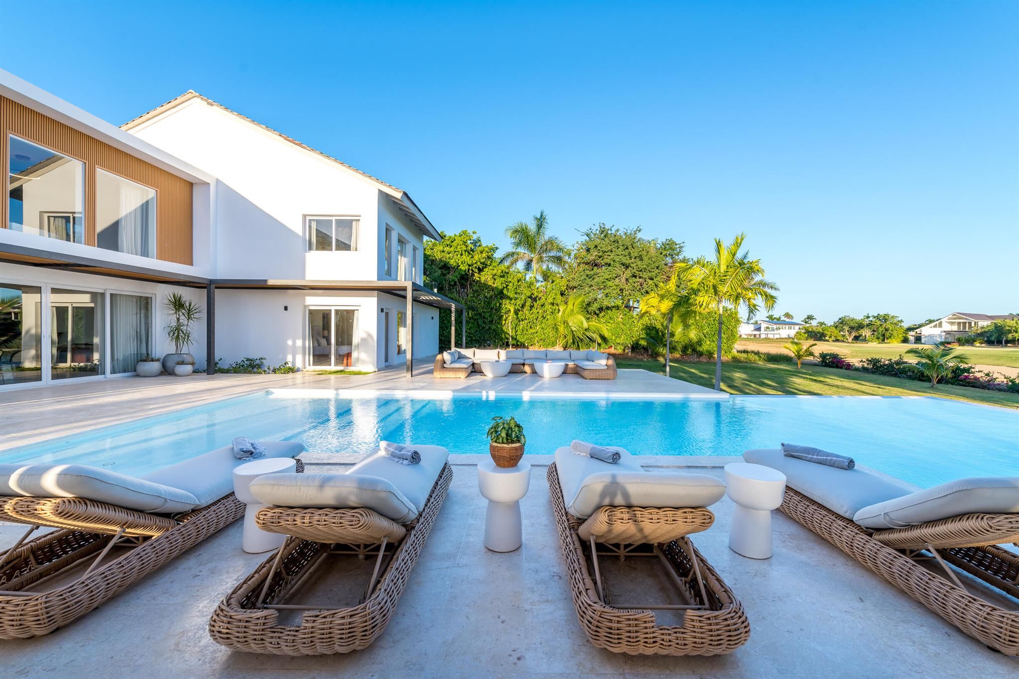 Villa Anita - View 4