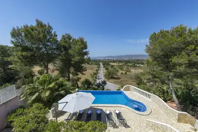 Villa Encantada - Thumbnail 1