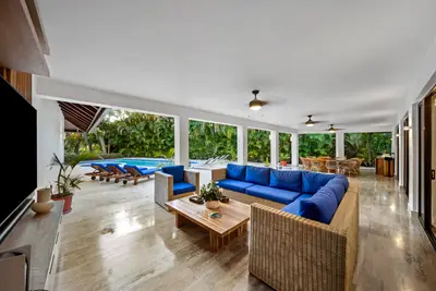 Villa Malia - Thumbnail 8