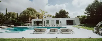 Villa Naira - Thumbnail 5