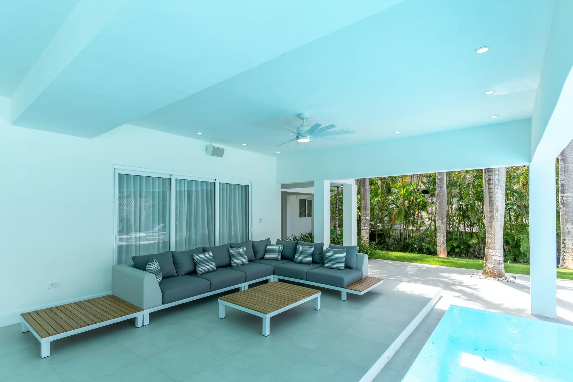 Villa Den - Thumbnail 10