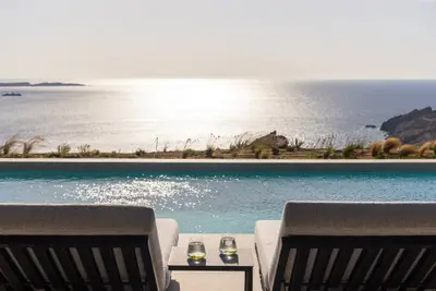 Villa Neste - Thumbnail 1