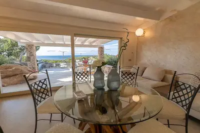 Villa Ami - Thumbnail 5
