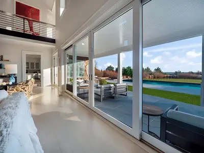Villa Elysee - Thumbnail 4