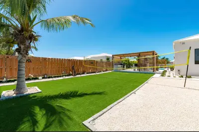 Villa Life - Thumbnail 12