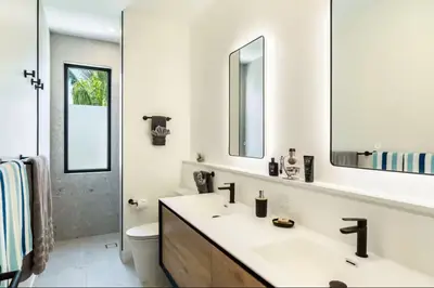 Villa Life - Thumbnail 5