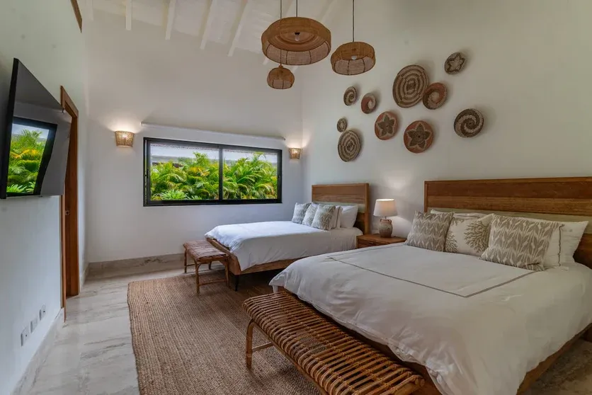 Villa Vira - Thumbnail 2