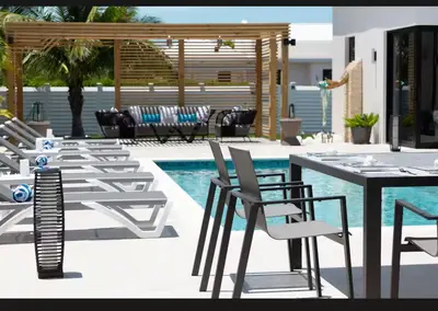 Villa Life - Thumbnail 6
