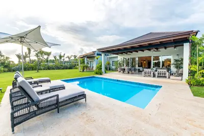 Villa Cana - Thumbnail 2