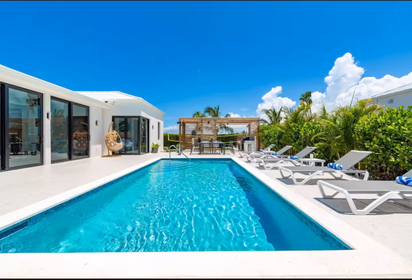 Villa Life - Thumbnail 16