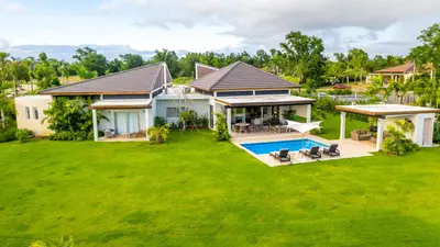 Villa Cana - Thumbnail 4