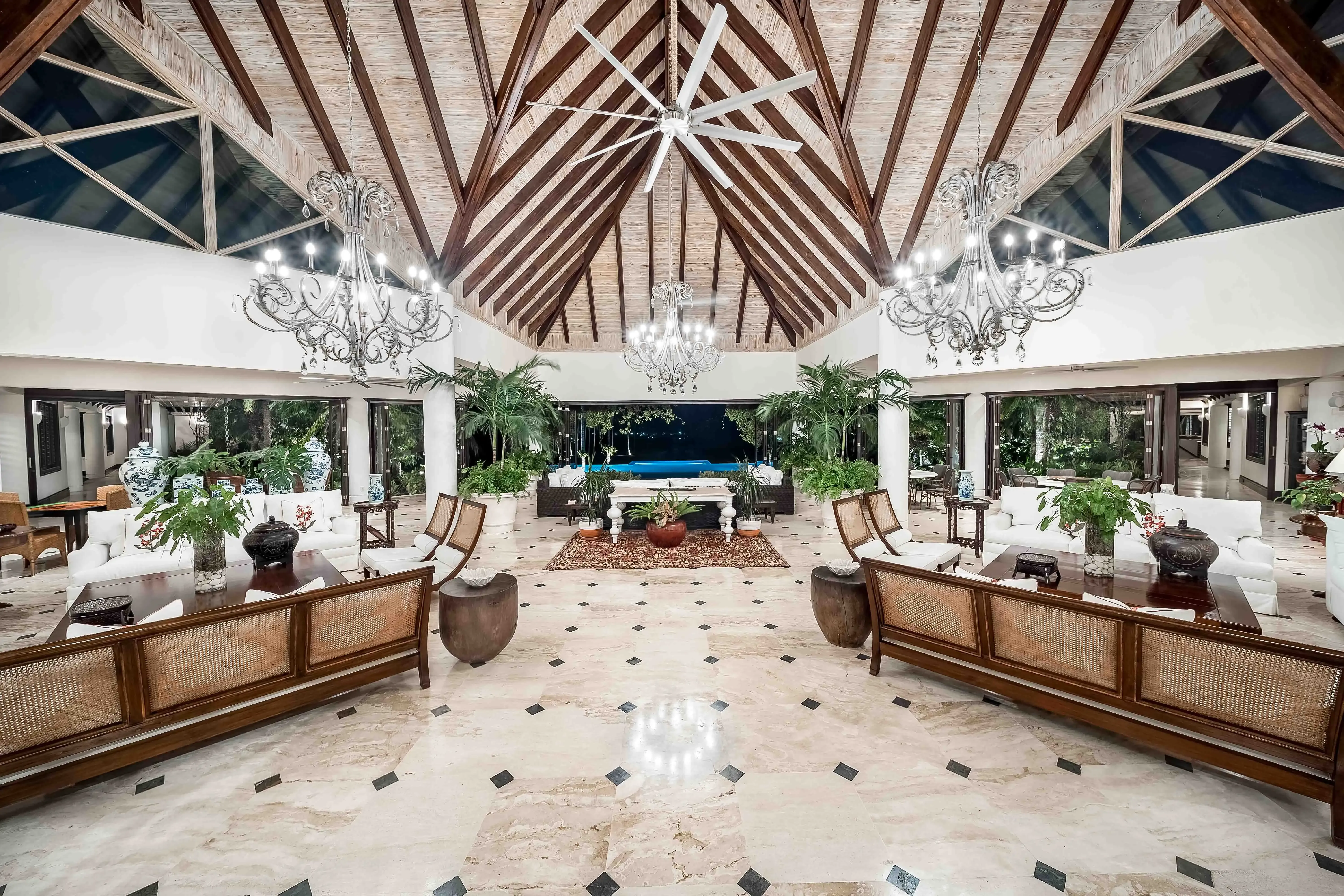 Villa Blanca - Thumbnail 10