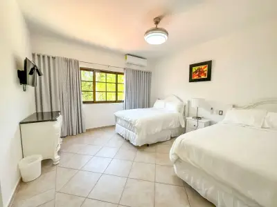 Villa Neves - Thumbnail 22