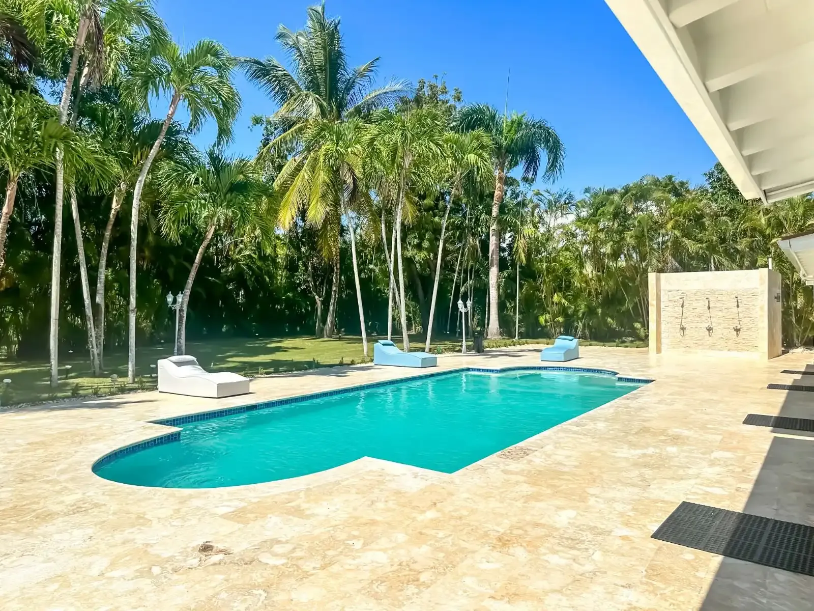 Villa Neves - View 2