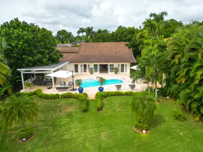 Villa Stone  - Thumbnail 1