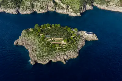 Isca Island - Thumbnail 126