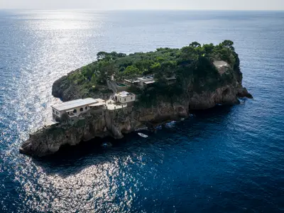 Isca Island - Thumbnail 130
