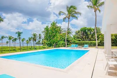 Villa Josephine - Thumbnail 1
