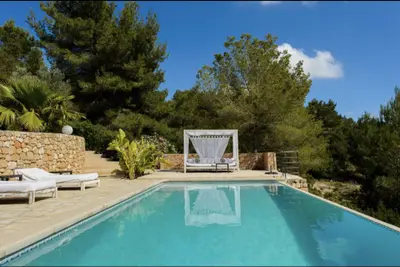 Villa Holly - Thumbnail 1