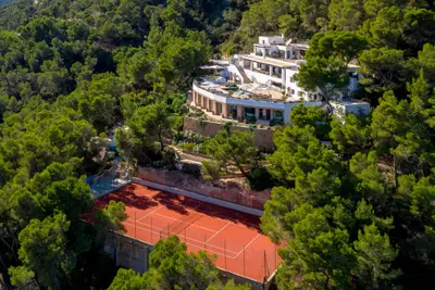 Villa Blank - Thumbnail 4
