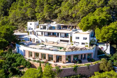 Villa Blank - Thumbnail 5