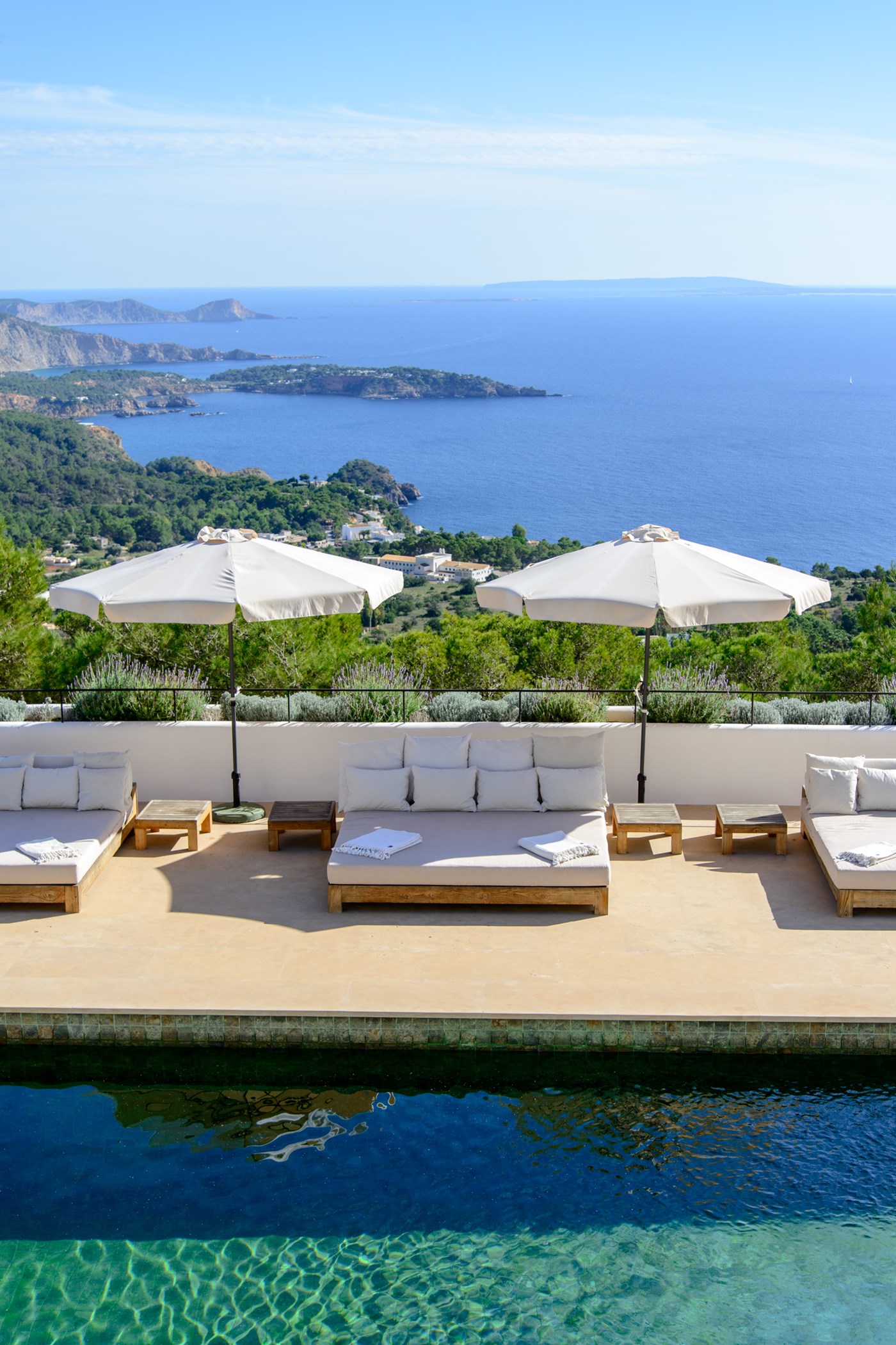 Villa Blank - Thumbnail 6