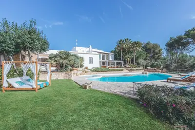 Villa Amala - Thumbnail 4