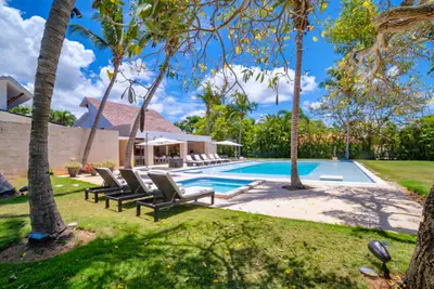 Villa Lina - Thumbnail 3