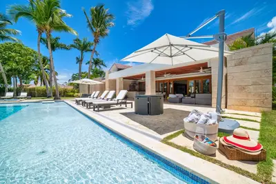 Villa Lina - Thumbnail 1
