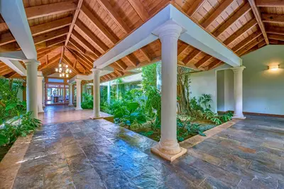 Villa Hendi - Thumbnail 4