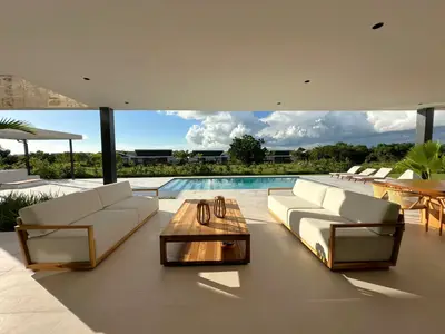 Villa Fla - Thumbnail 3