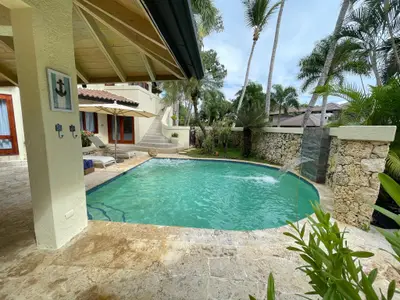 Villa Pina - Thumbnail 2