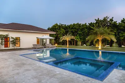Villa Vira - Thumbnail 1