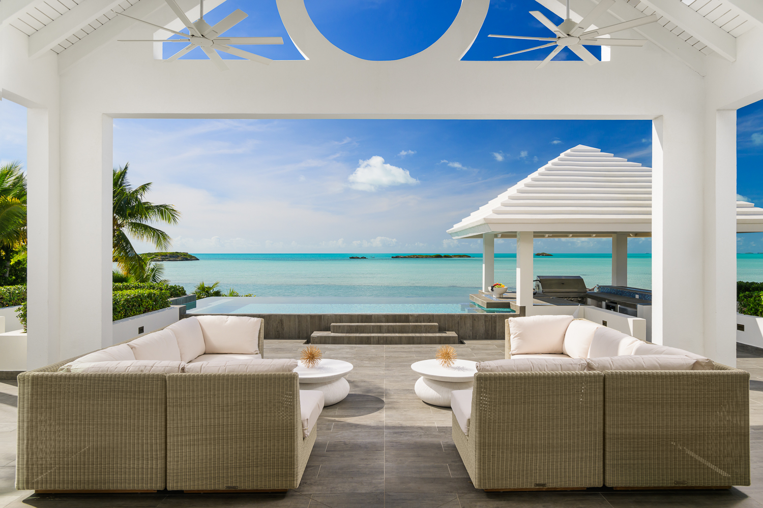 Villa Eltion - Thumbnail 4