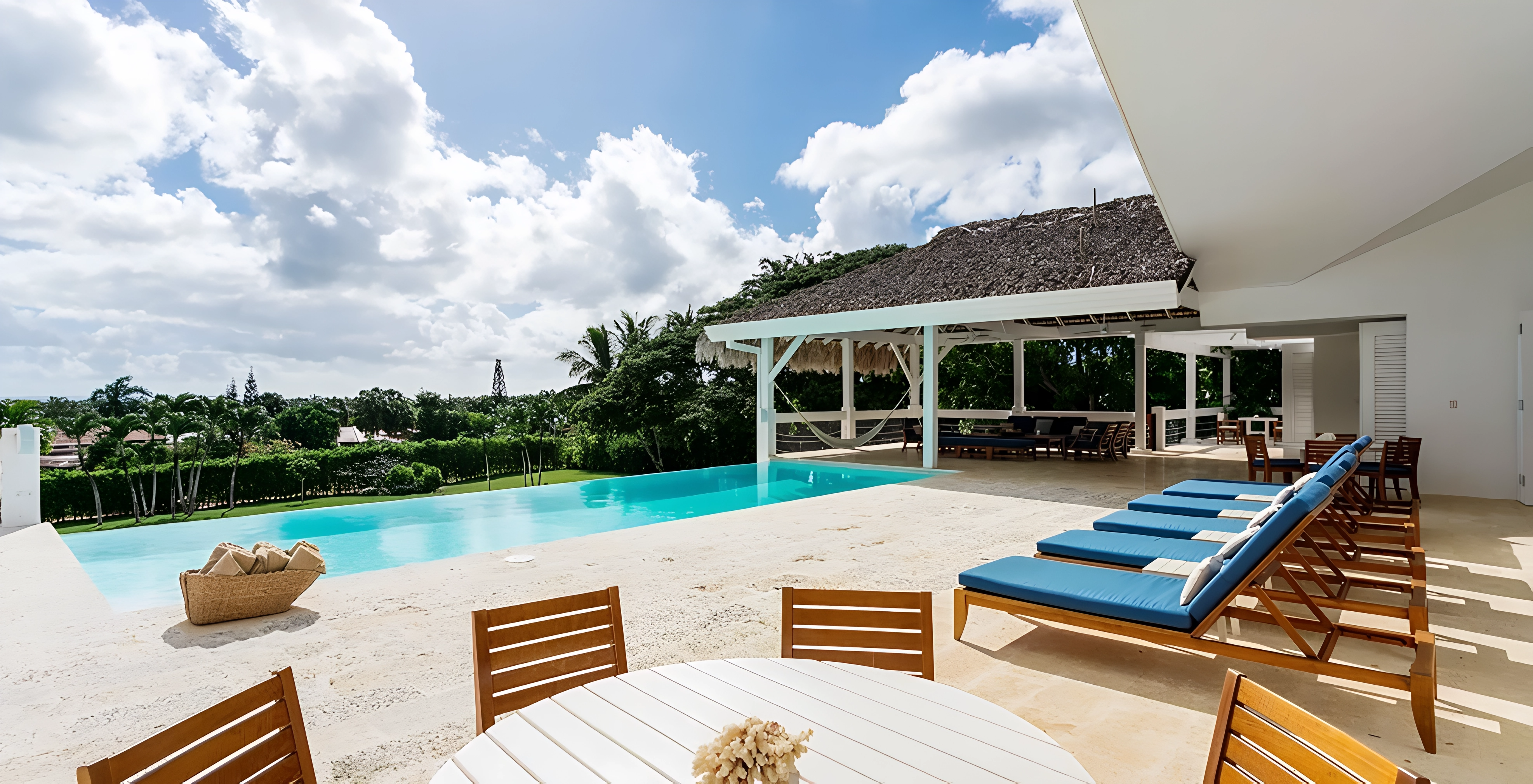 Villa Elena - View 2