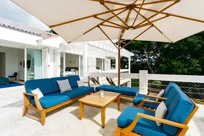 Villa Elena - Thumbnail 24