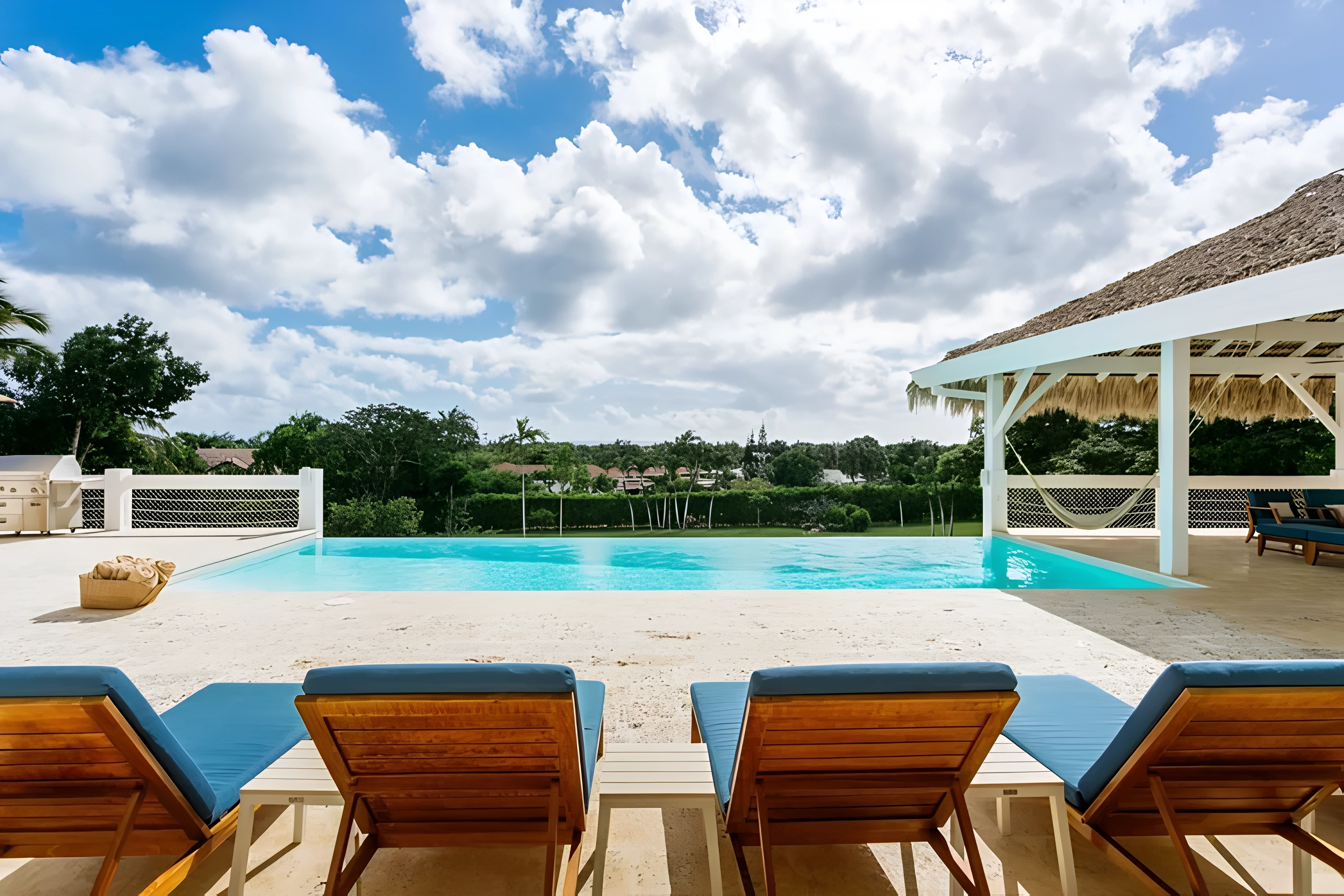 Villa Elena - Thumbnail 31