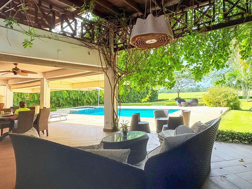 Villa Patricia - View 2