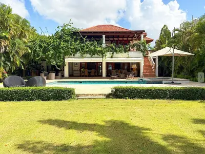 Villa Patricia - Thumbnail 1