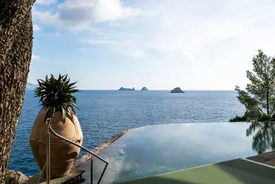 Isca Island - Thumbnail 28
