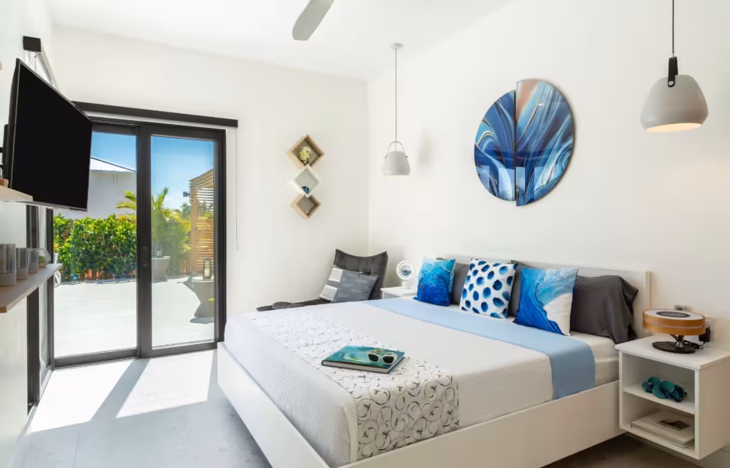 Villa Life - Thumbnail 31