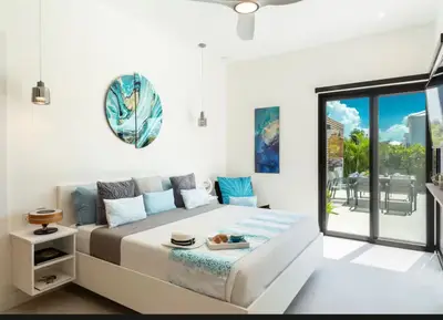 Villa Life - Thumbnail 37