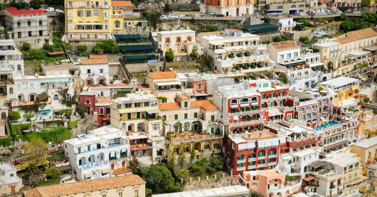 Amalfi Coast vs Other Italian Destinations: A Luxury Travel Comparison