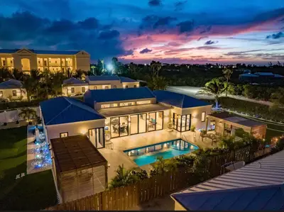 Villa Life - Thumbnail 44