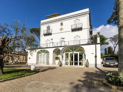 Villa Anna - Thumbnail 2