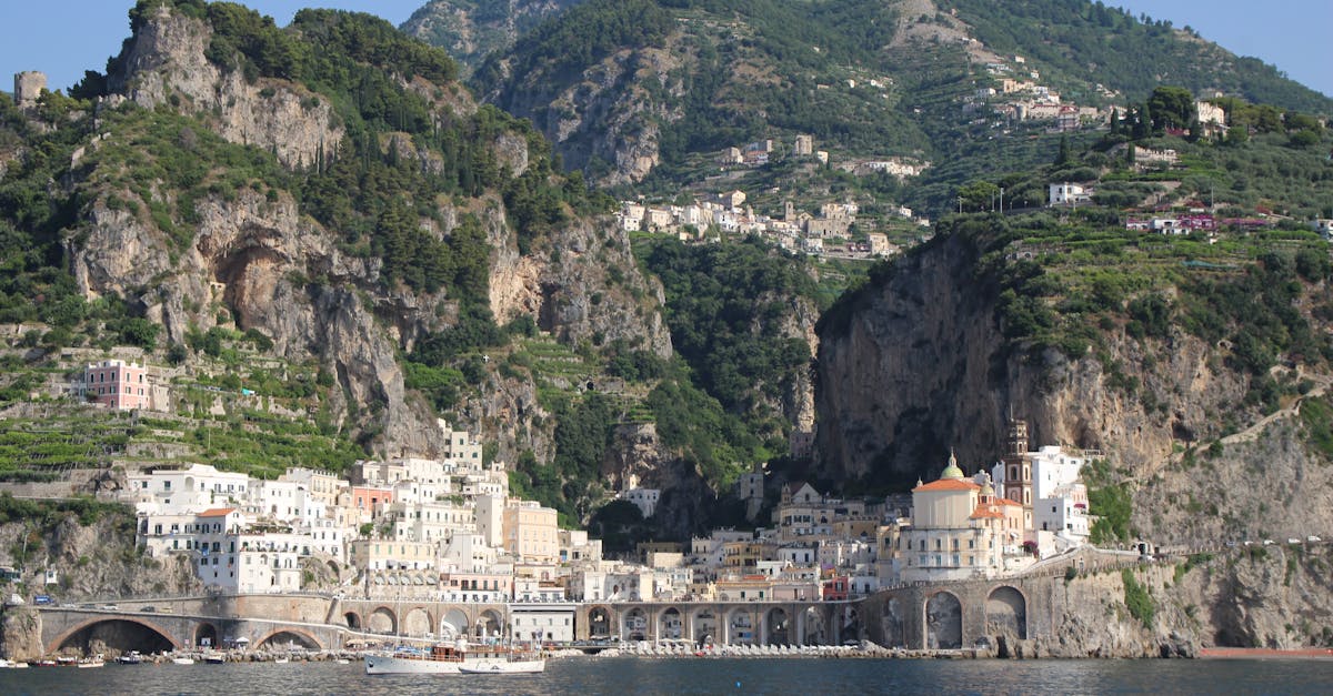 How To Get to the Amalfi Coast in Style – A Luxury Travel Guide for Discerning Visitors