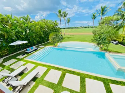 Villa Badu - Thumbnail 2